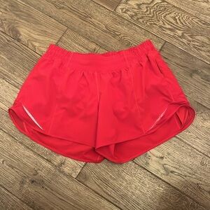 Lululemon 2.5” Red Hotty Hots